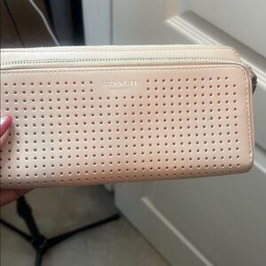 Coach Wallet Pale Pink